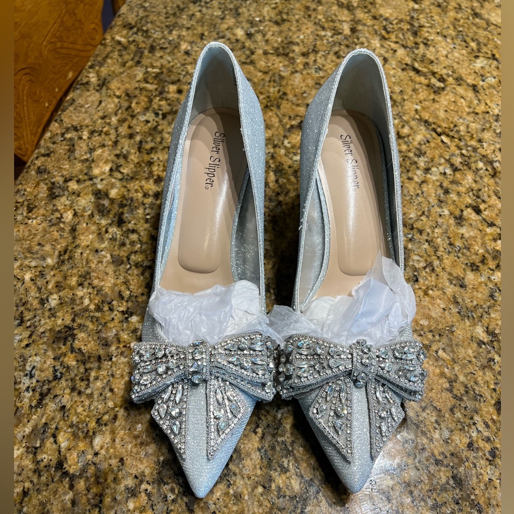 Women's Silver Heels with Bow Detail